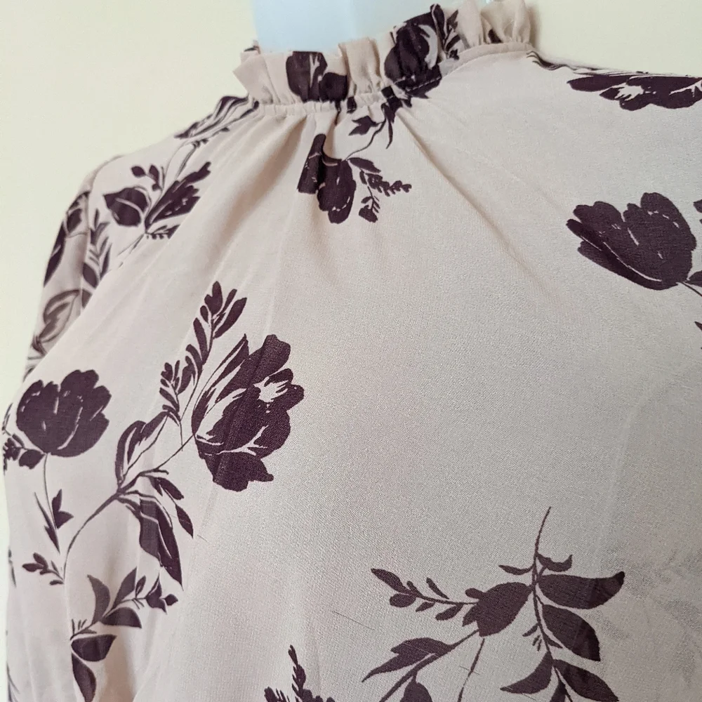 Blouse - Picture 2 of 4